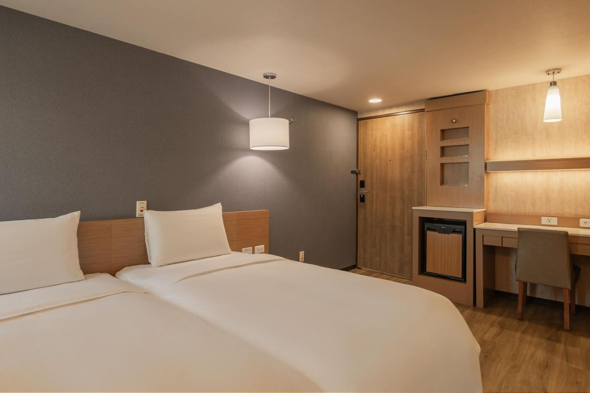 Kindness Hotel - Tainan Chihkan Tower Cameră foto